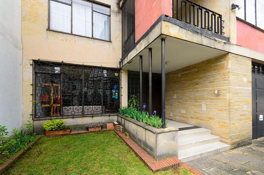 Hostal La Pinta Bogotá Exterior foto